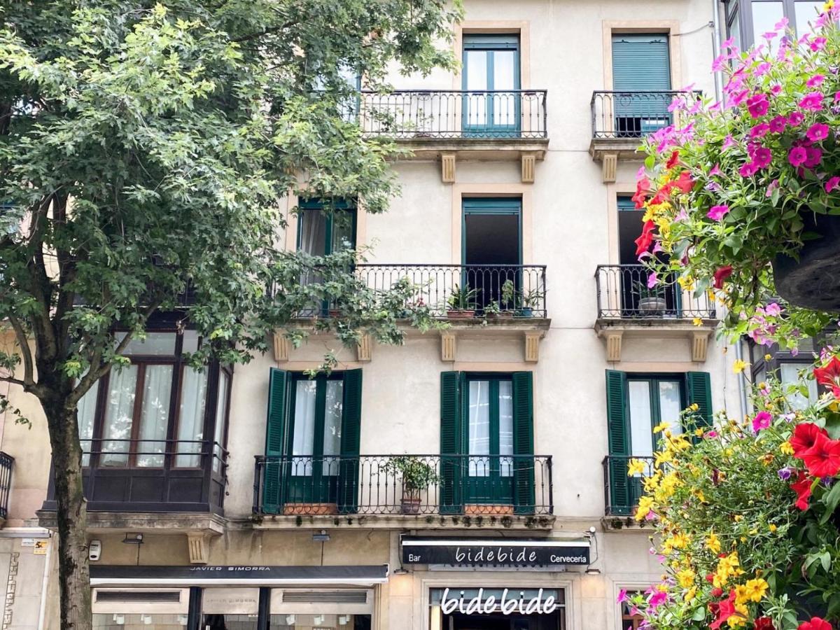 Pension Urkia San Sebastián Esterno foto