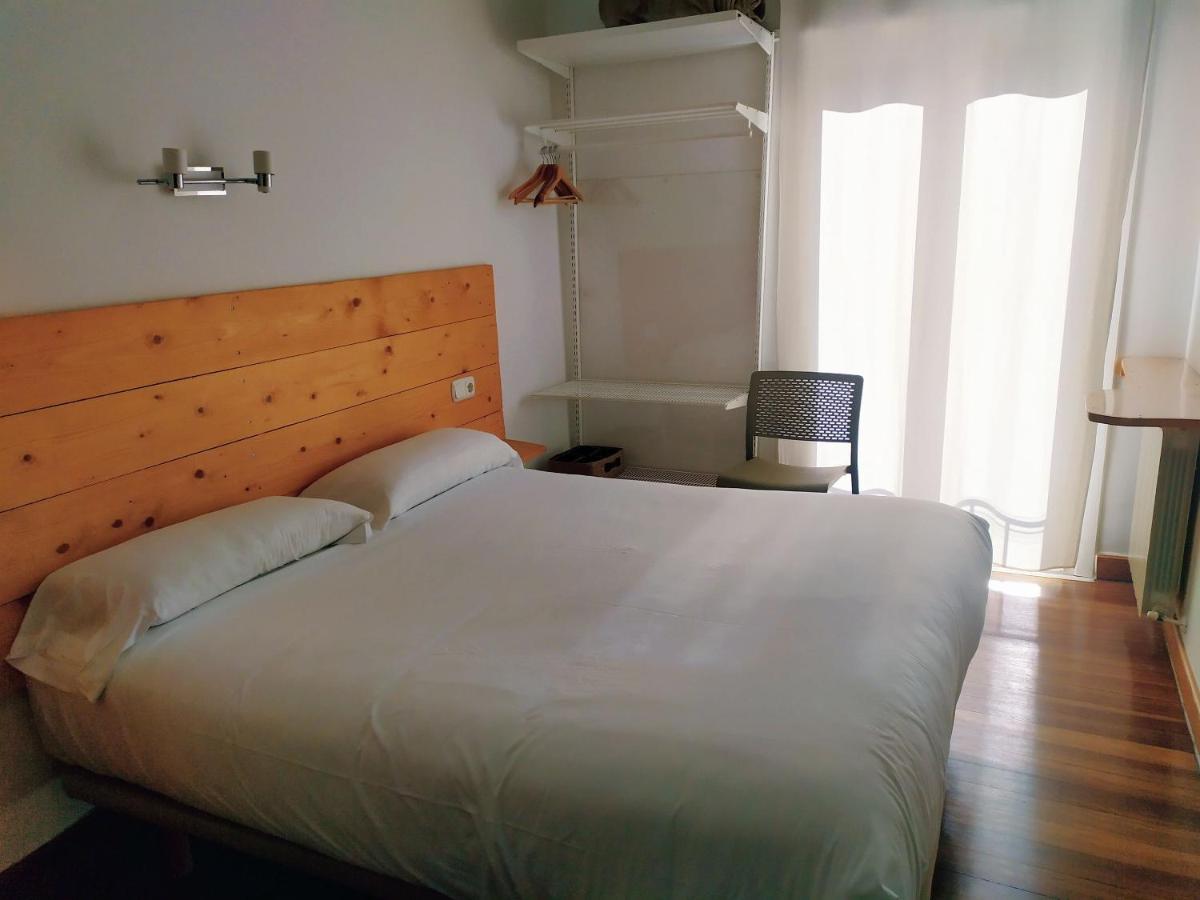 Pension Urkia San Sebastián Esterno foto