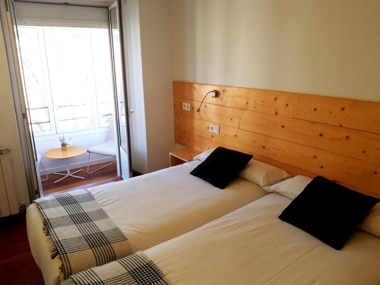 Pension Urkia San Sebastián Esterno foto